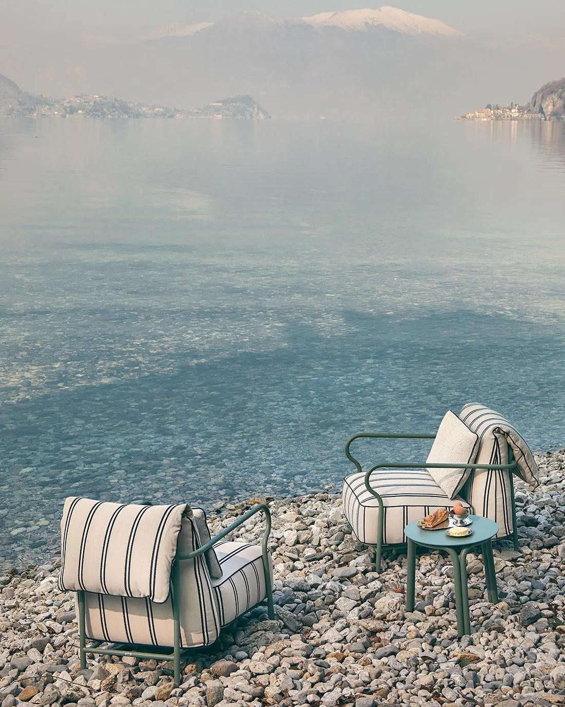 Unopiù | Poltrona Salò con cuscino di seduta e schienale