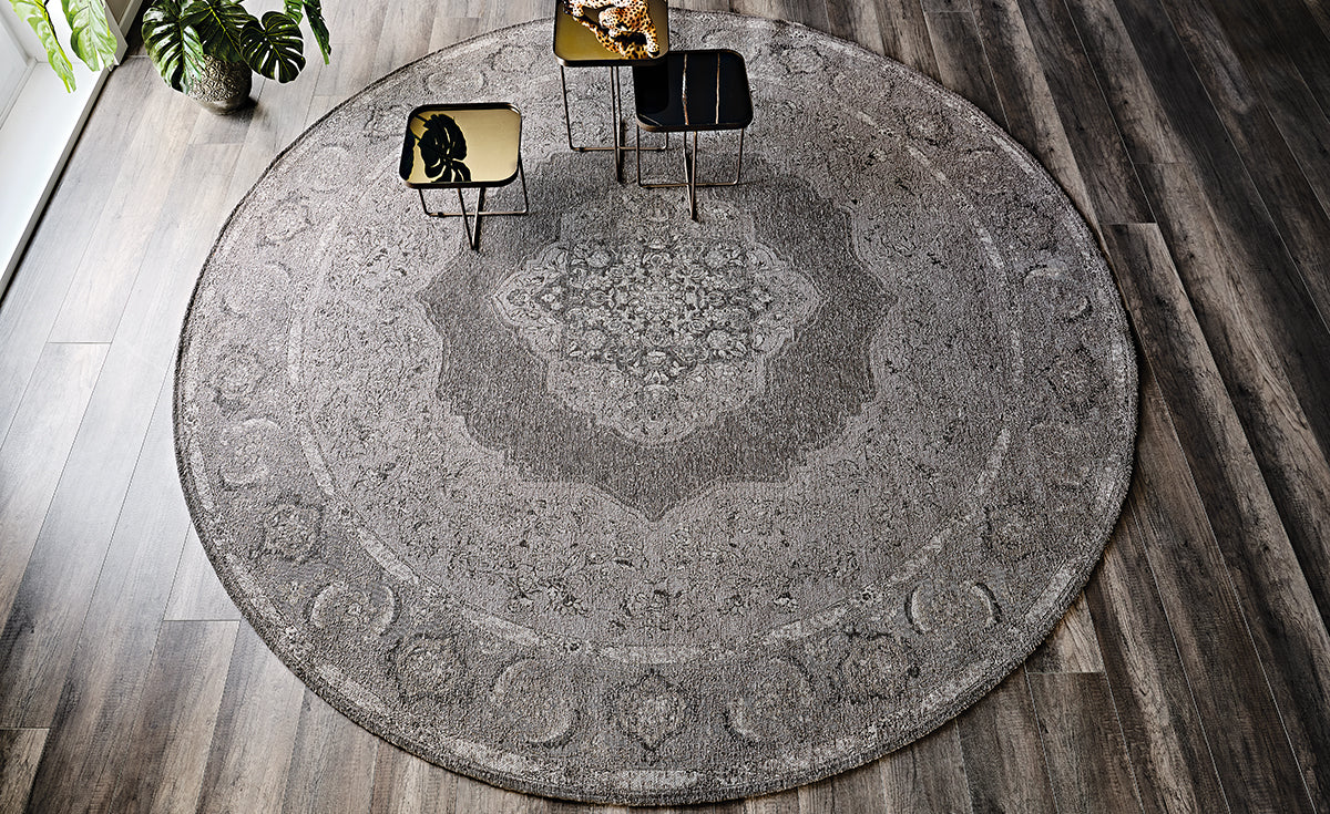 Tappeto CHENNAI in tessuto cotone e ciniglia a rilievo dall'aspetto slavato e consumato