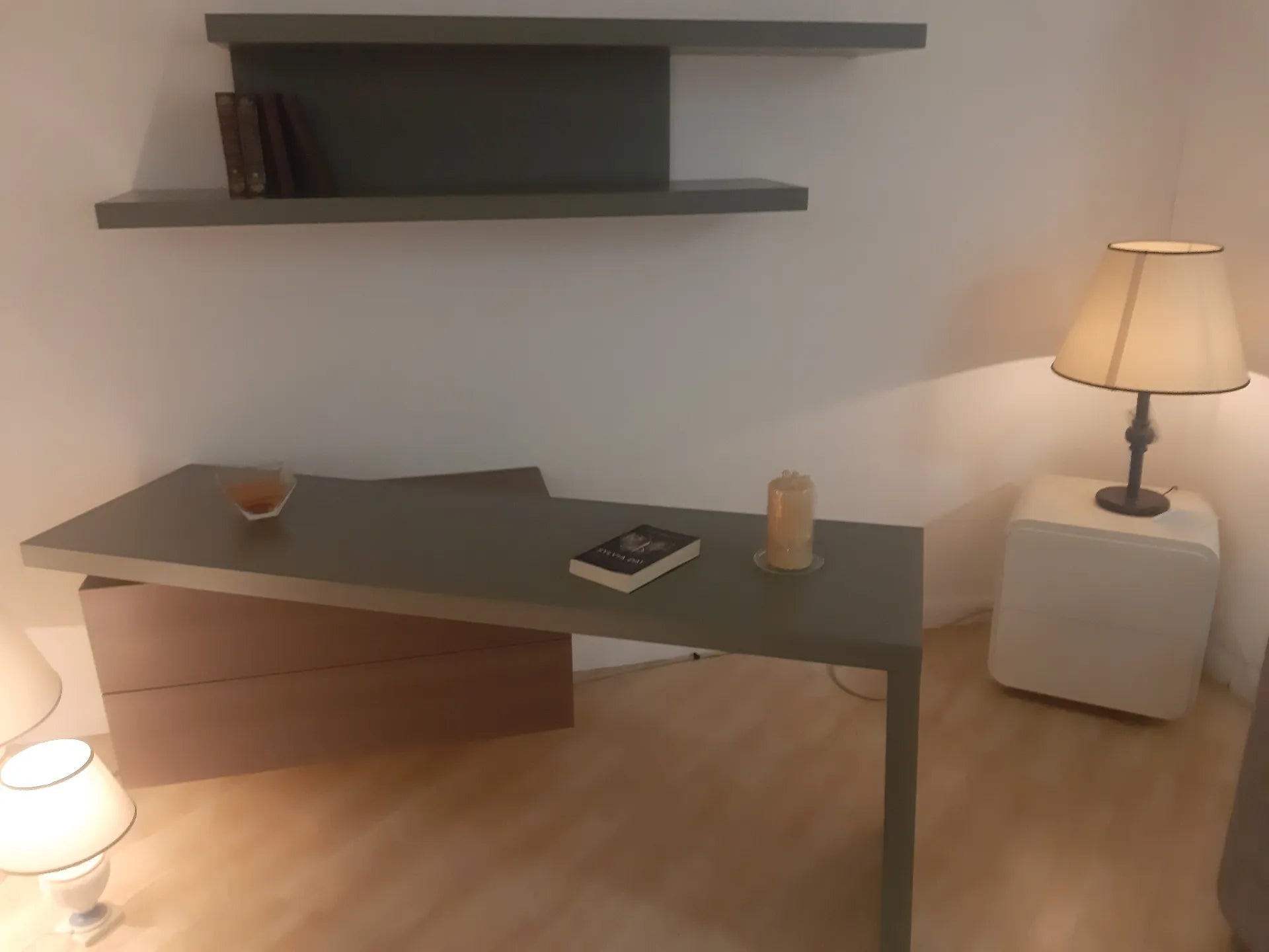 Cameretta Fildesk e movida Caccaro