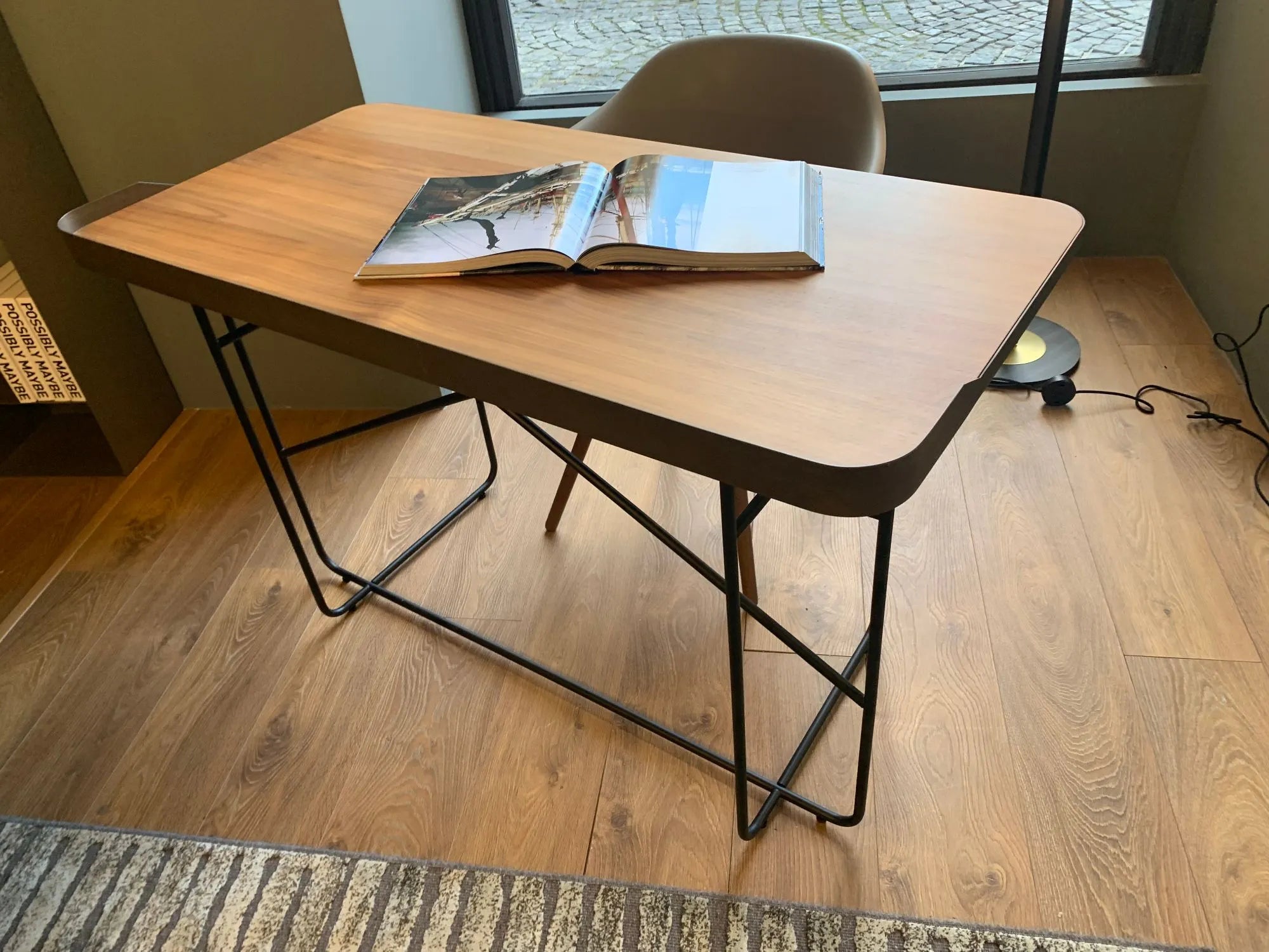 Scrivania Wolf Cattelan Italia