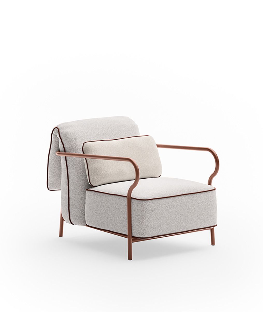 Unopiù | Poltrona Salò con cuscino di seduta e schienale