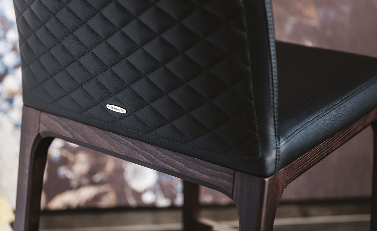 Sgabello Arcadia Couture Cattelan - struttura in legno e rivestimento in ecopelle o pelle