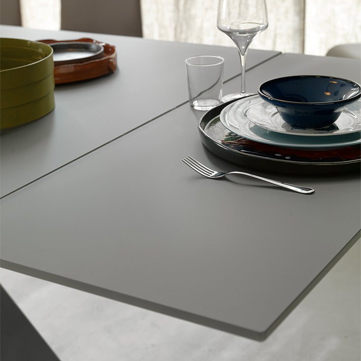 Tavolo Eliot Drive - base in acciaio e piano in cristallo 12 mm