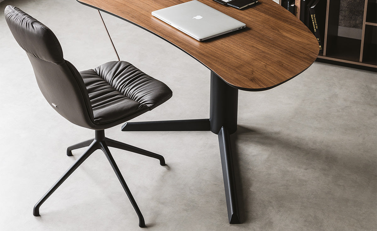 Sedia Kelly Cattelan - base in alluminio lucido o verniciato e rivestimento in tessuto, synthetic nubuck, ecopelle o pelle