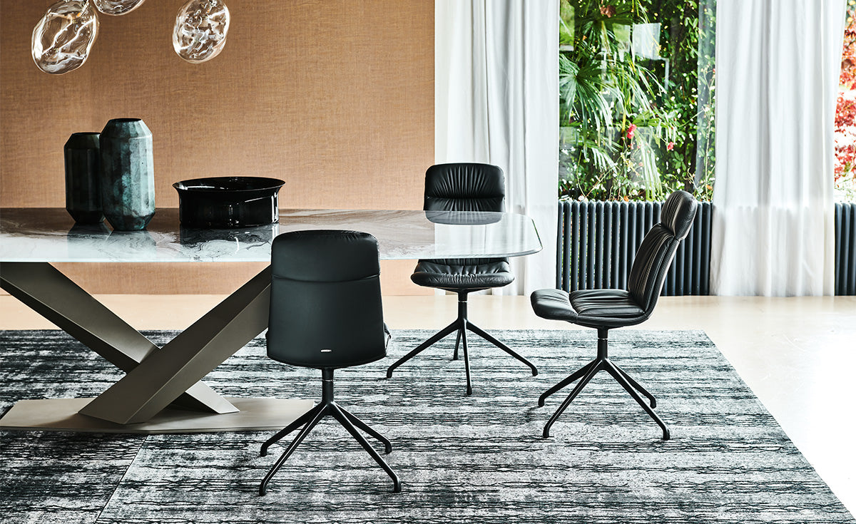 Sedia Kelly Cattelan - base in alluminio lucido o verniciato e rivestimento in tessuto, synthetic nubuck, ecopelle o pelle