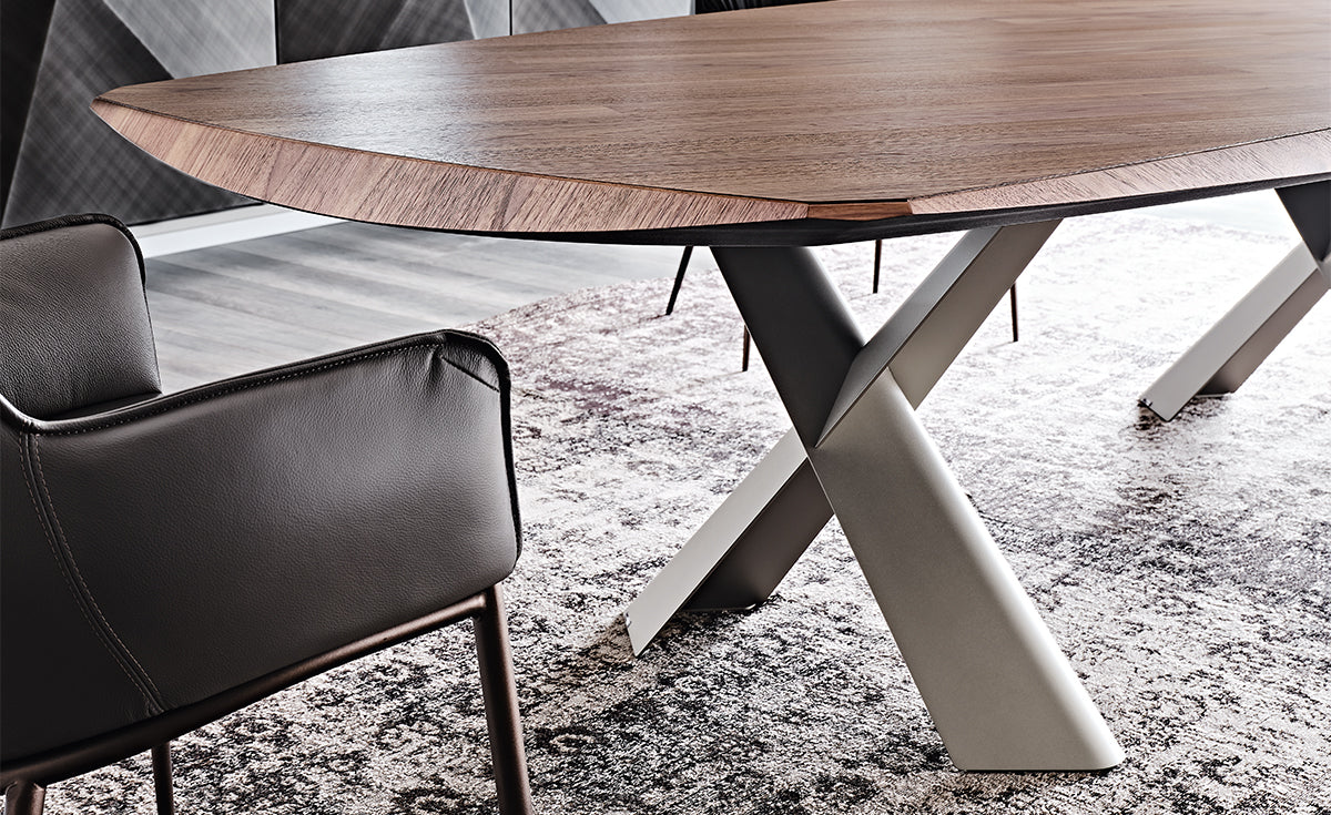 Tavolo Mad Max Wood Cattelan - base in acciaio e piano in legno versione MasterWood (con bordi obliqui e arrotondati)