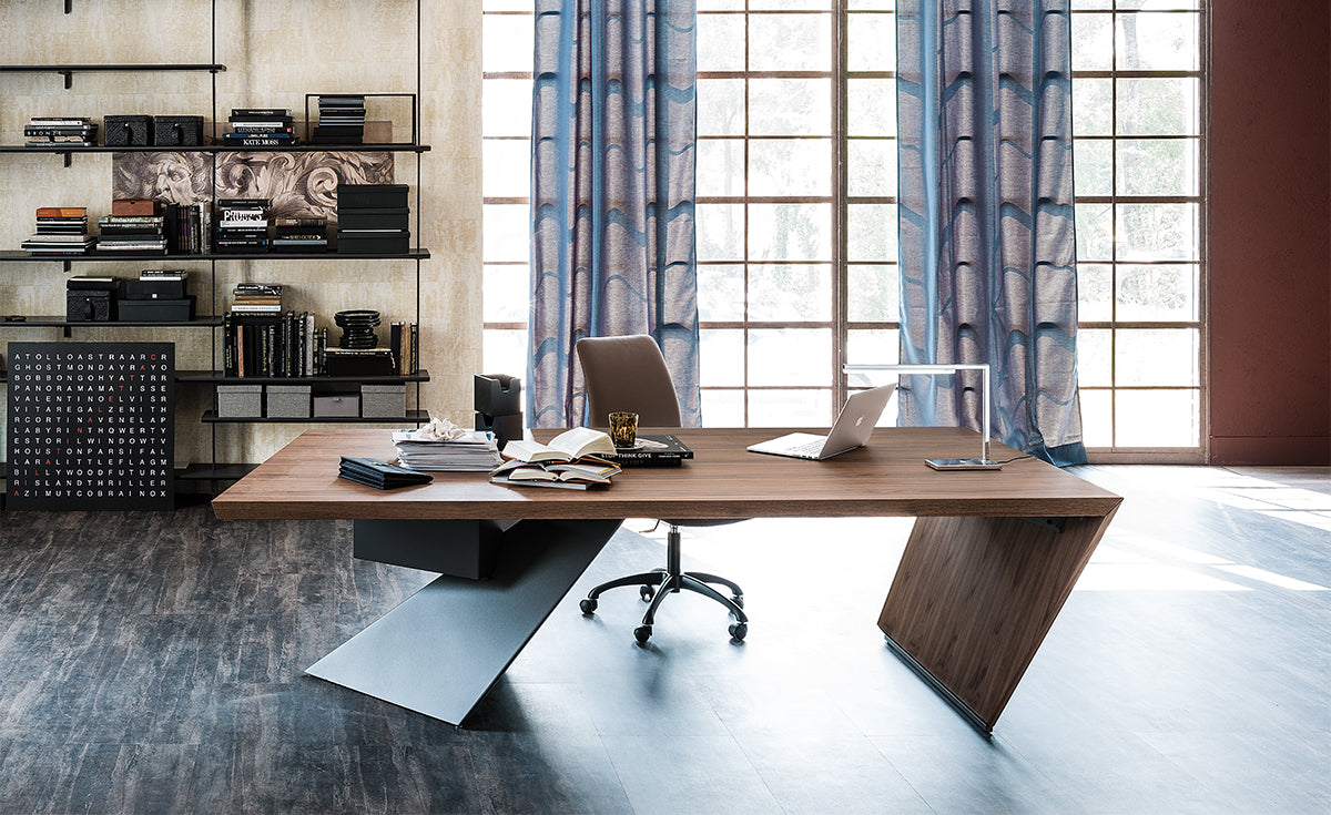 Scrivania Nasdaq Cattelan - gamba in acciaio verniciato e cassettiera in legno