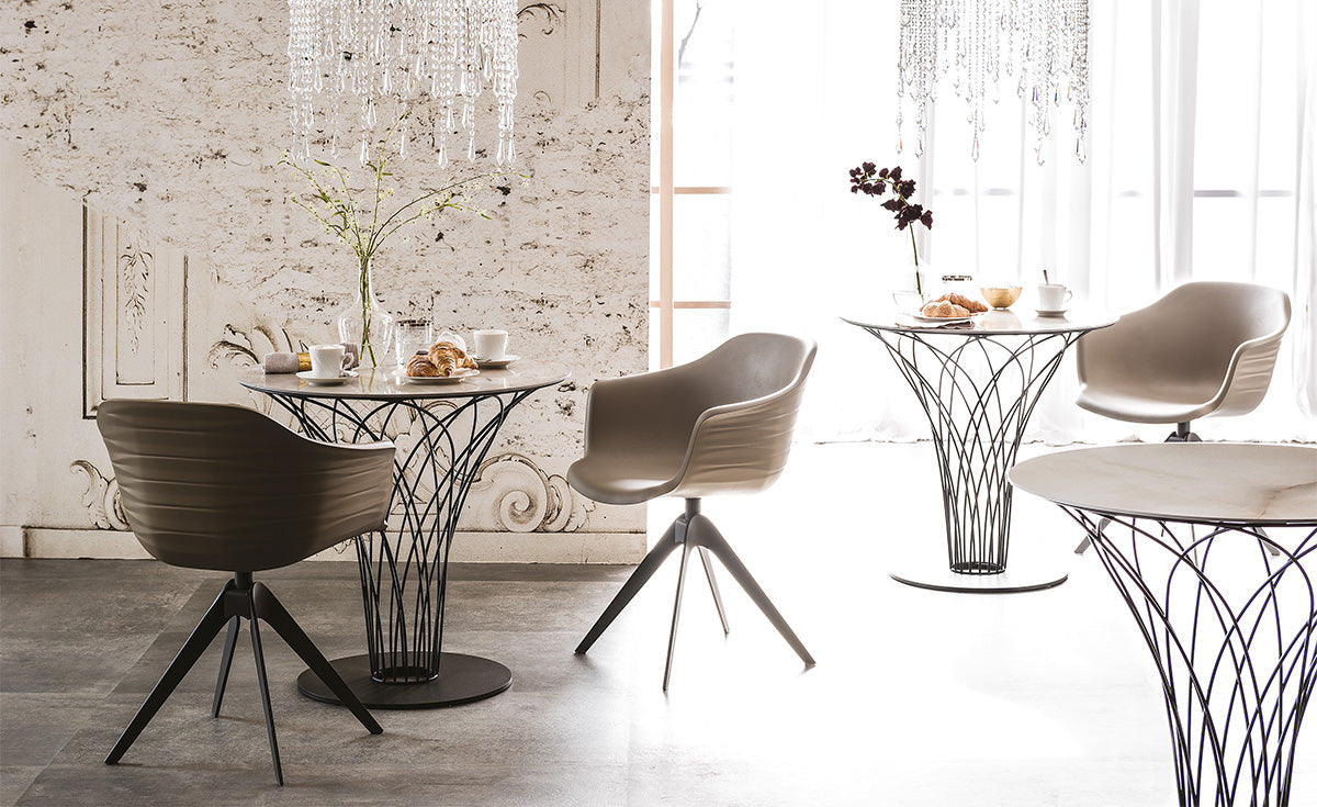 Tavolo Nido Keramik Bistrot -base in acciaio e piano in marmo (versione B)