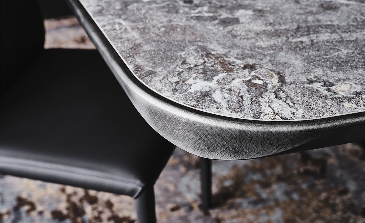 Tavolo Planer Keramik Premium Cattelan - base in acciaio e piano in ceramica (300x128x76,5h)